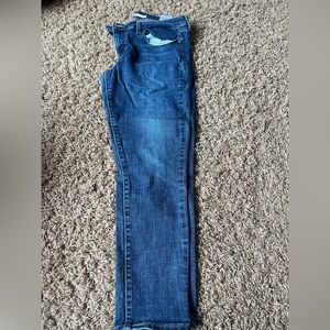 Levi’s 711 women’s skinny jeans. Size 31 ankle length